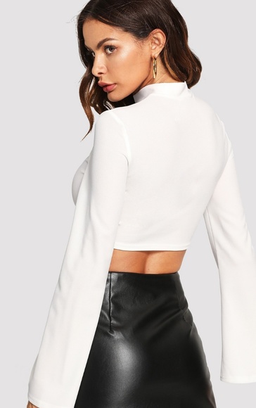 NEW White Bell Sleeve Crop Top - Picture 2 of 5